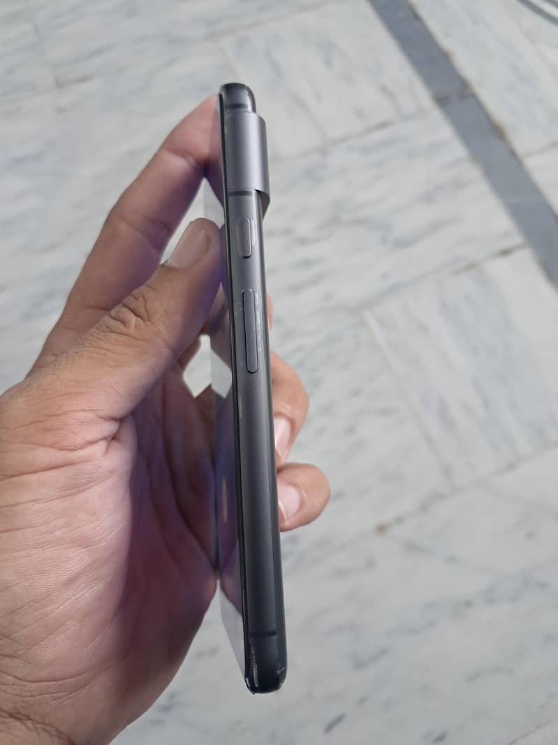 Google Pixel 8 7
