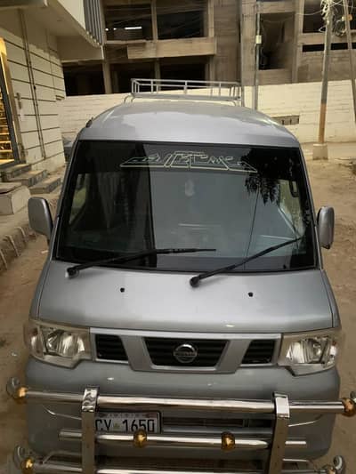 Nissan Clipper 2013