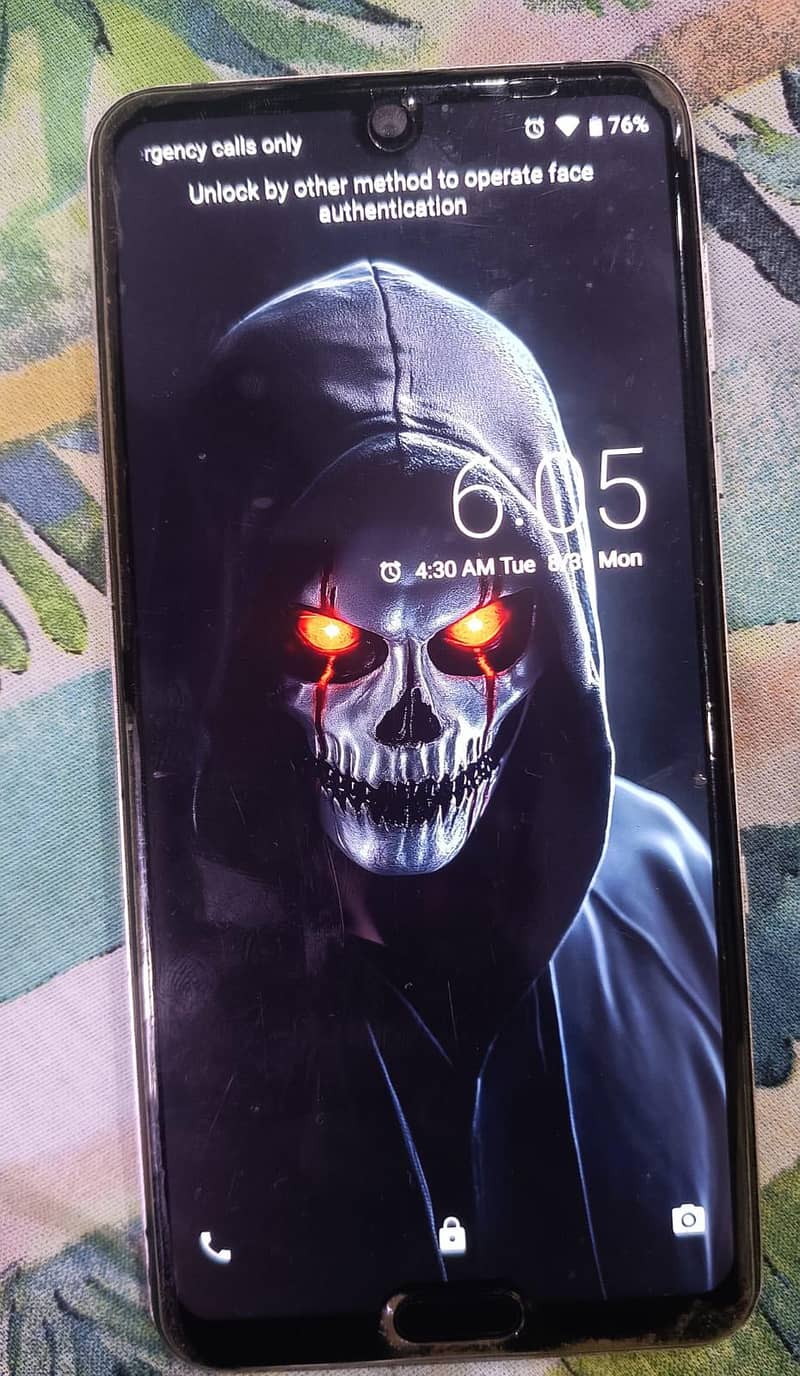 Sharp Aquos R3 0