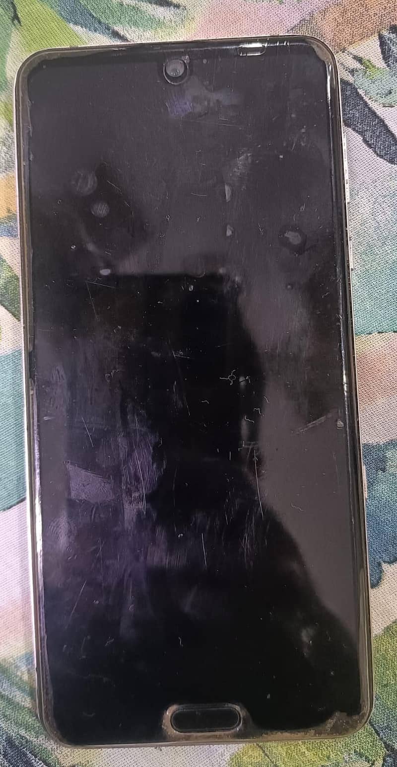 Sharp Aquos R3 1