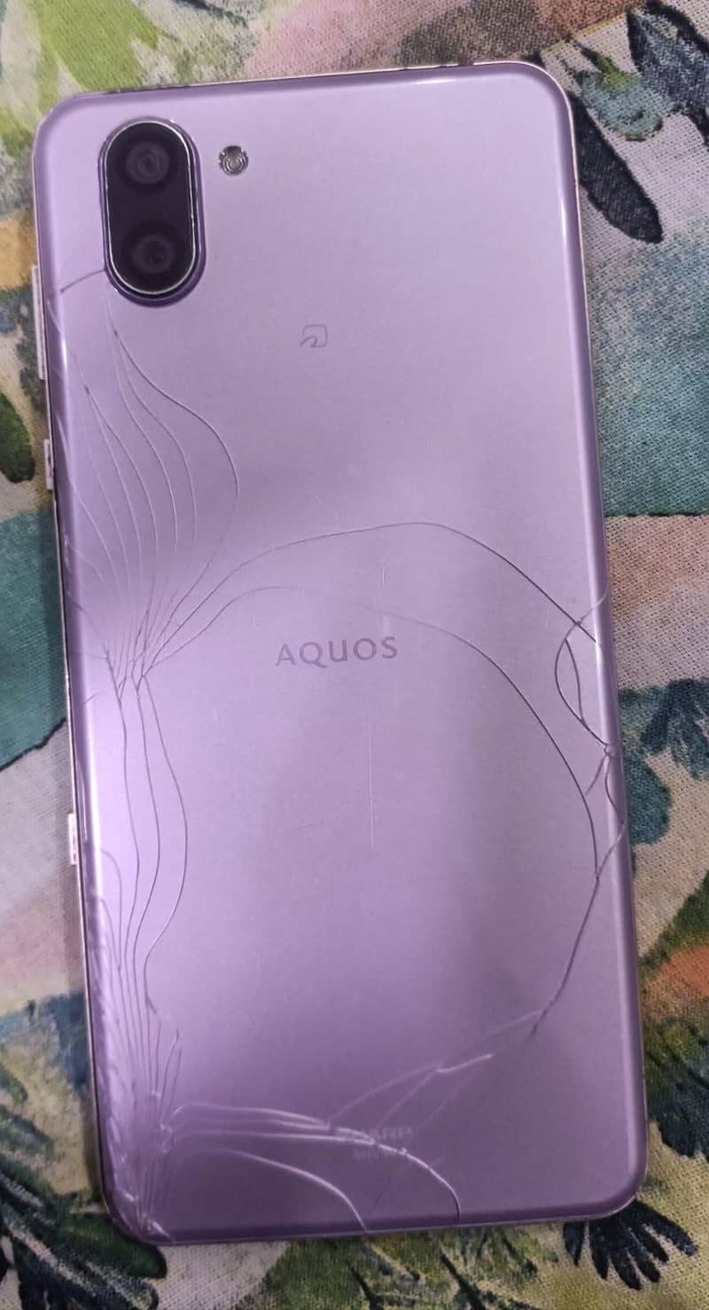 Sharp Aquos R3 2