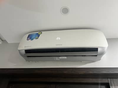 Kenwood 1.5 Ton DC Inverter Glow