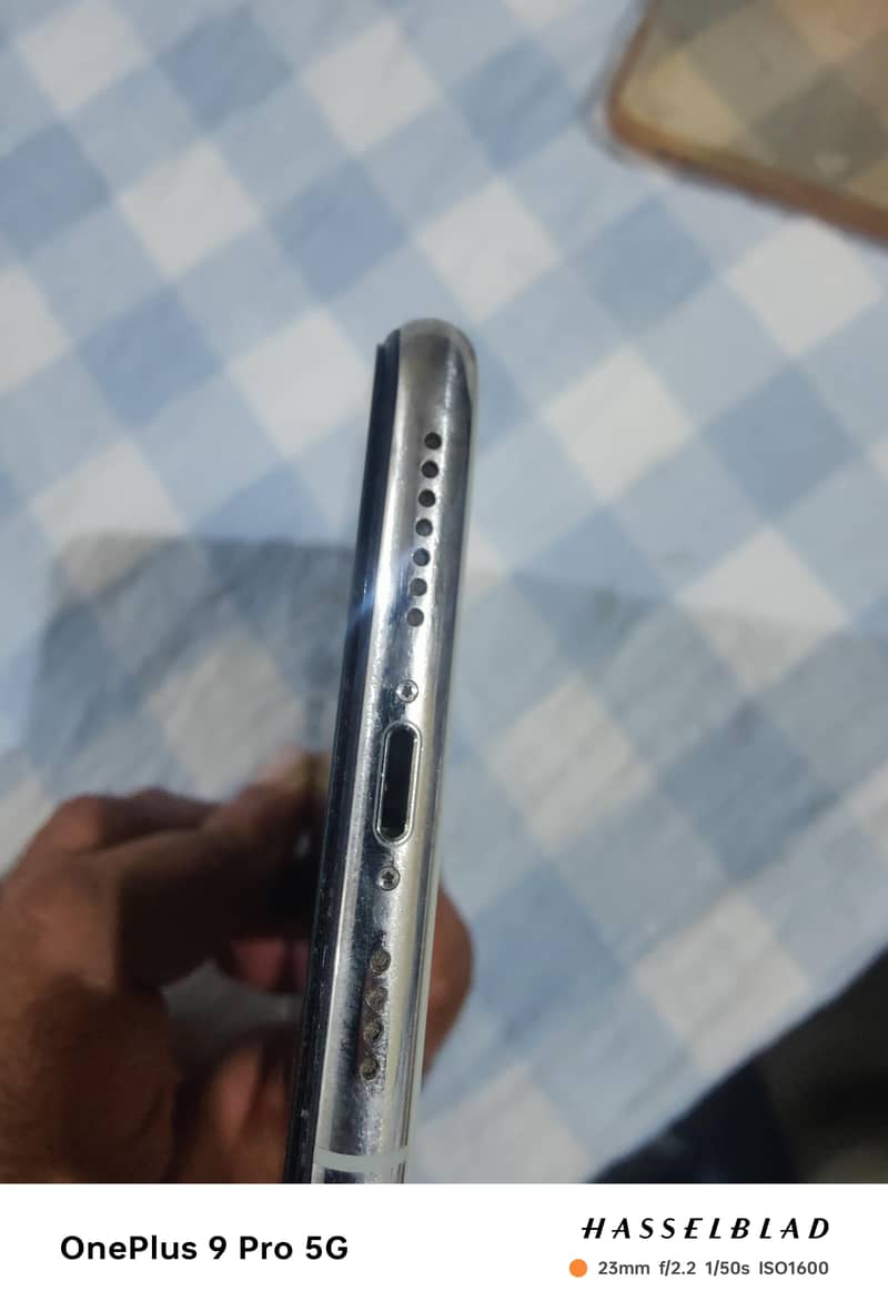 Apple iPhone 11 Pro Max 5