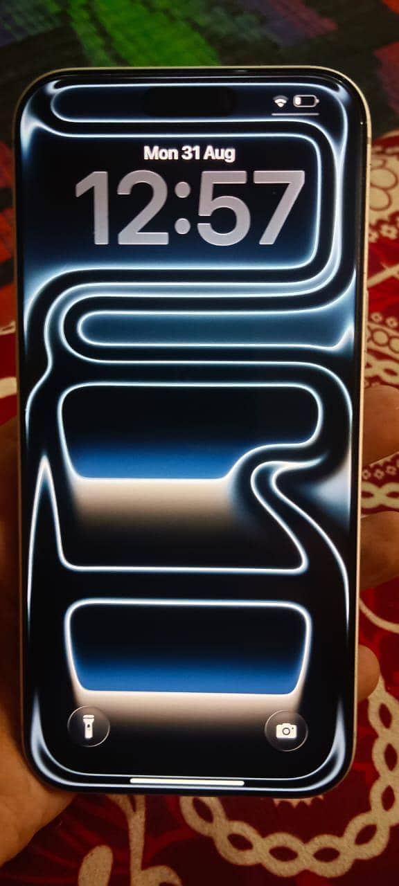 Iphone 17 pro max 4