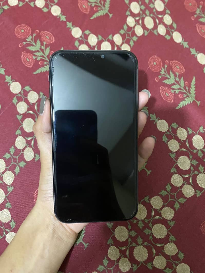 Apple iPhone 11 0