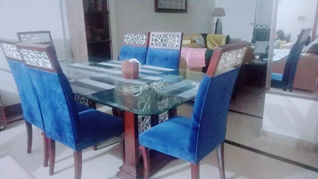 dining table with chairs 1