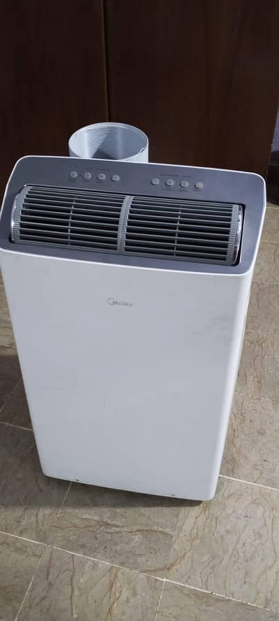 Potable  Air Conditioner