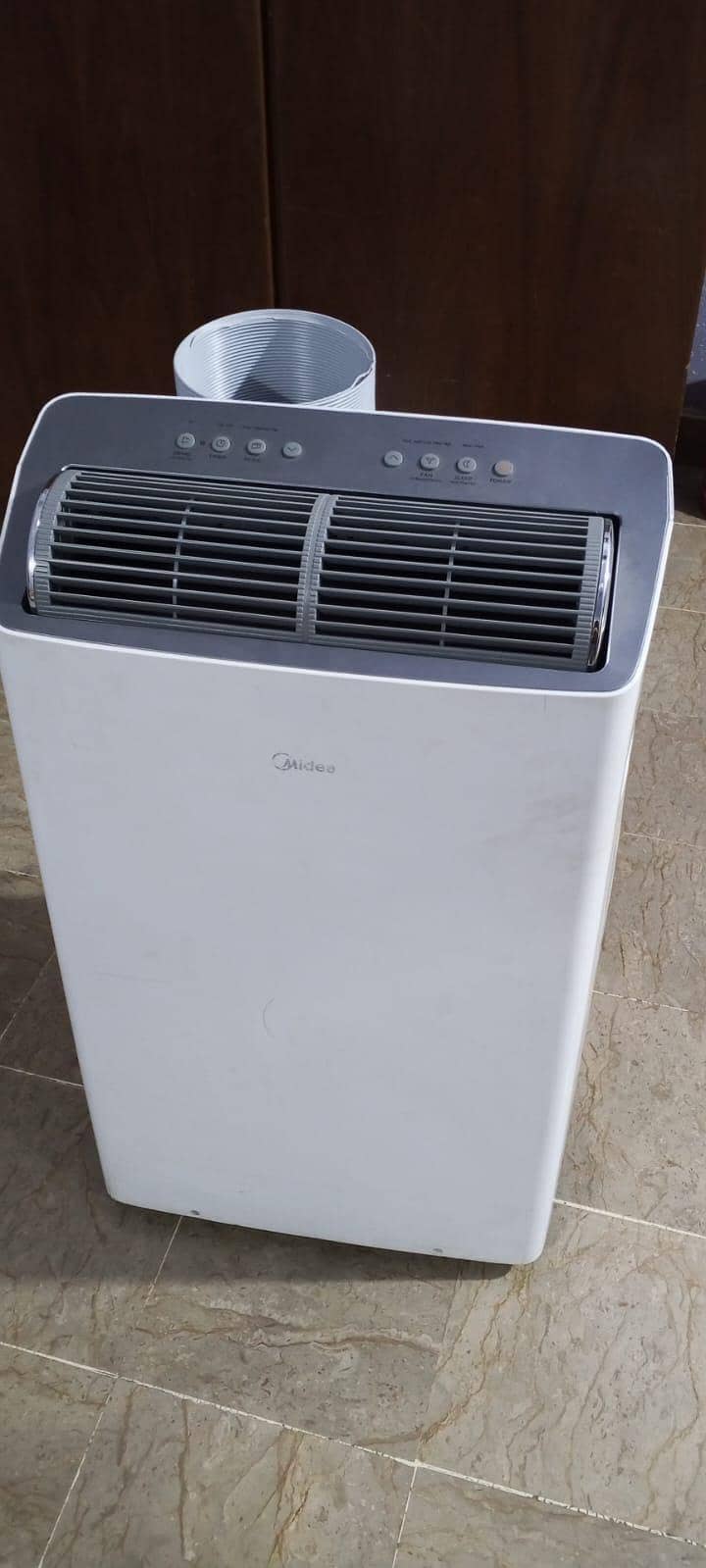Potable  Air Conditioner 0