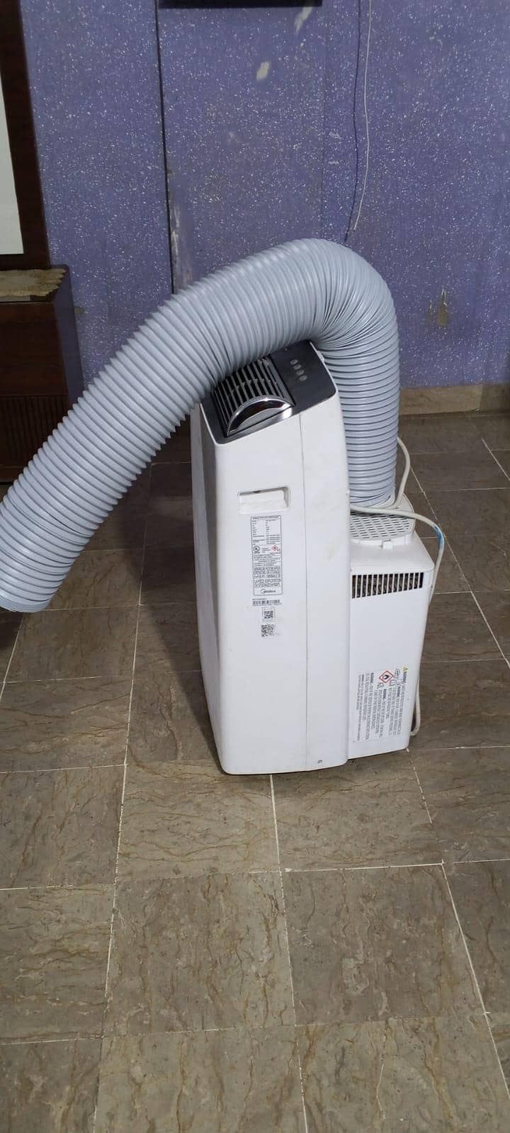 Potable  Air Conditioner 3