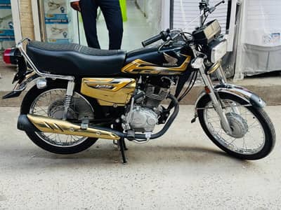 Honda cg125 self start gold edition