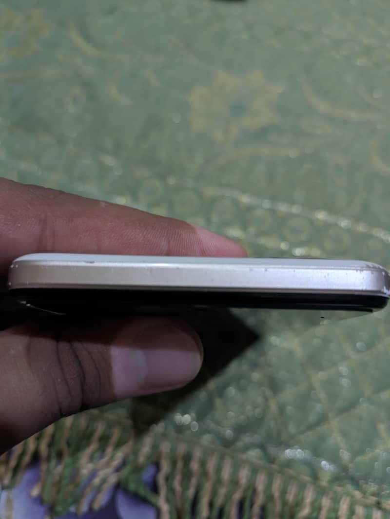 Tecno Camon 18 5