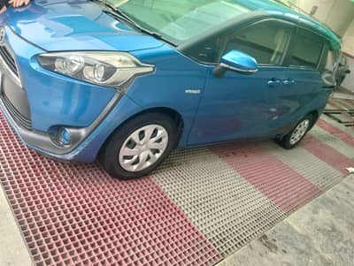 Toyota Sienta 2018