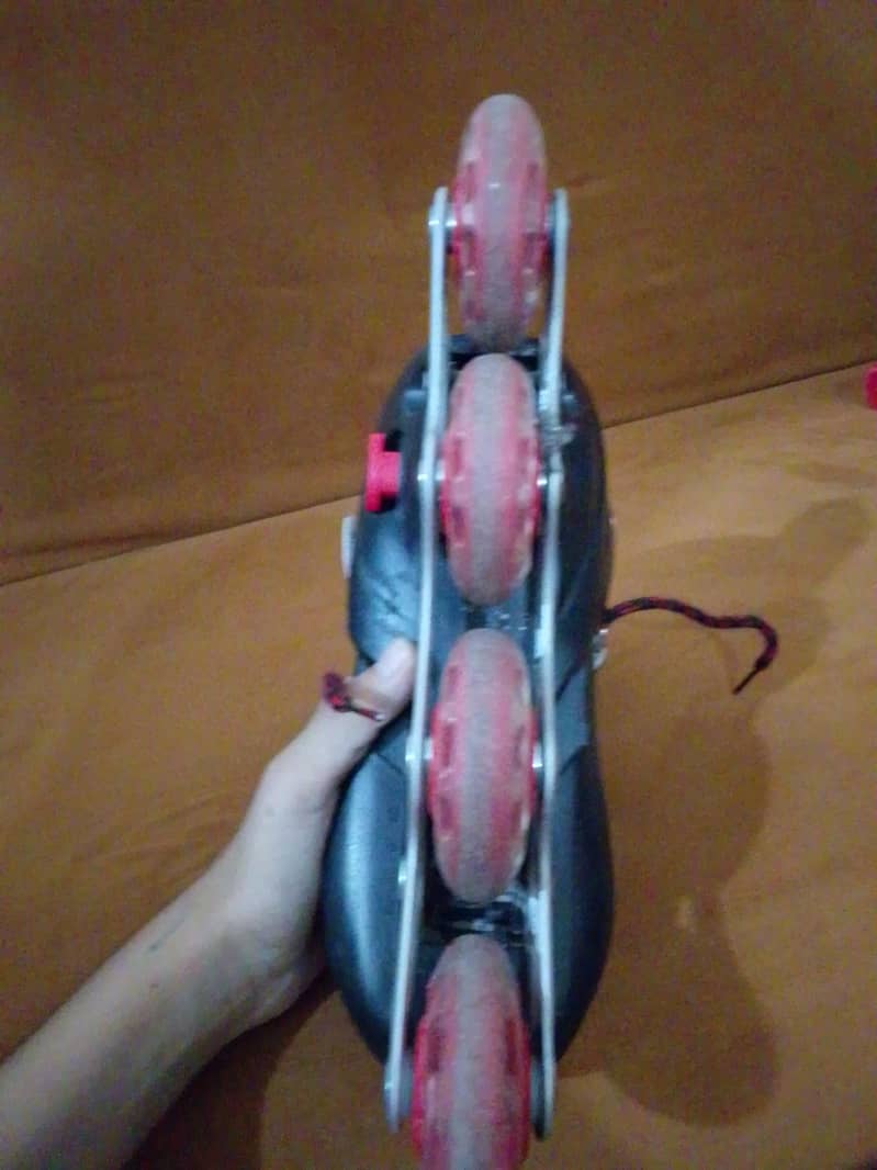 skating shoes 3
