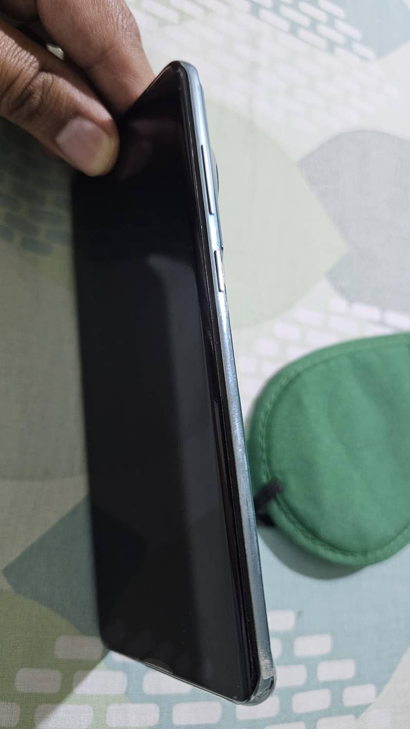 One Plus Ace 2 Pro 4