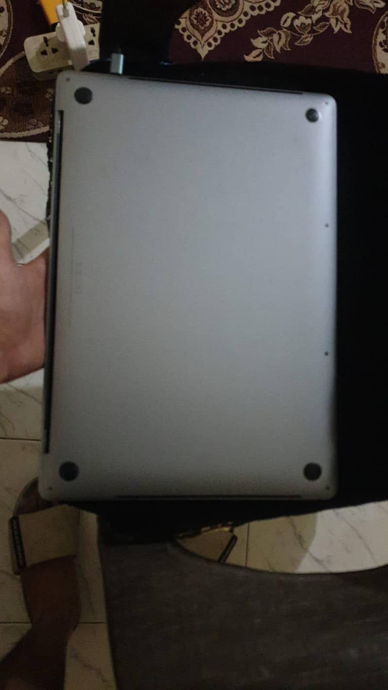 macbook pro 2017 3