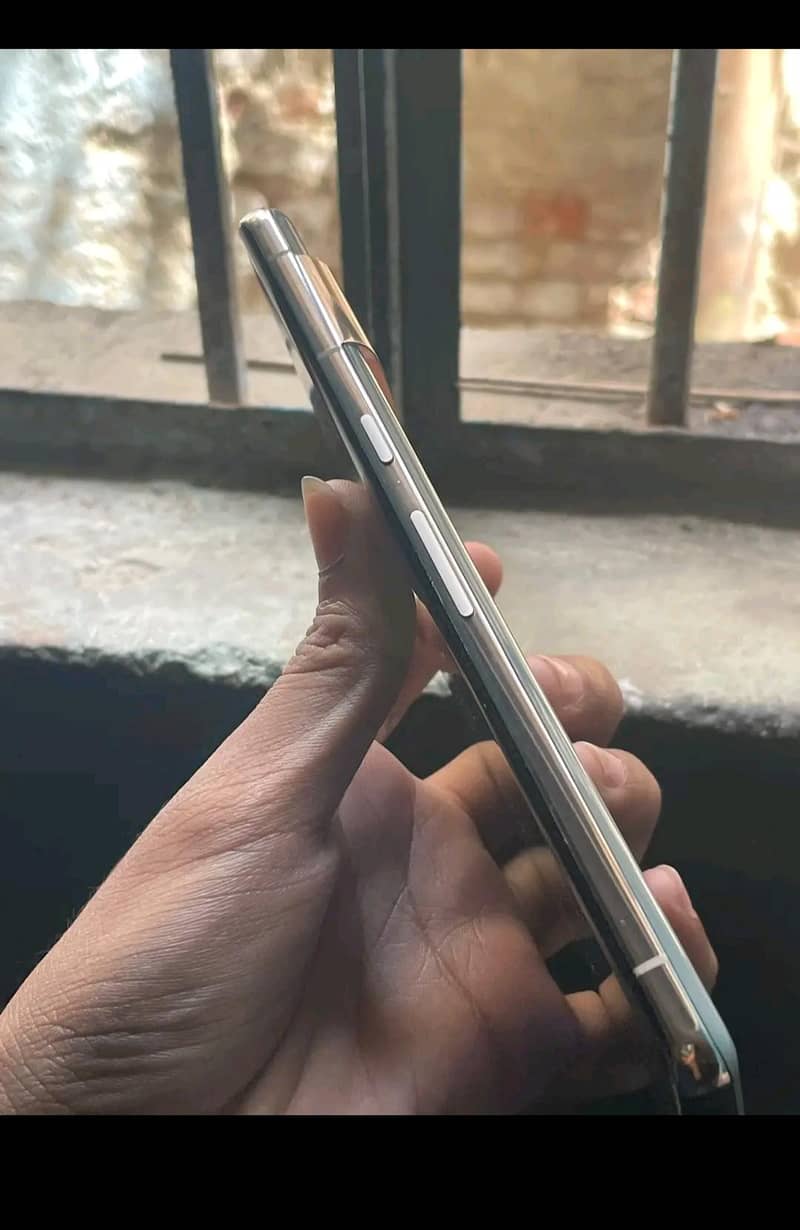 Google Pixel 7 Pro 2