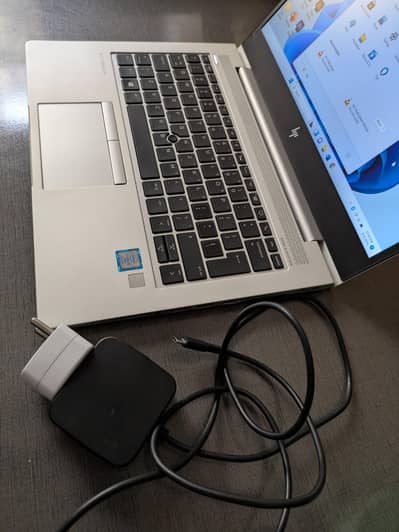 HP EliteBook 830 G5 - Core i5 7th Gen, 8GB, 256GB SSD, FHD