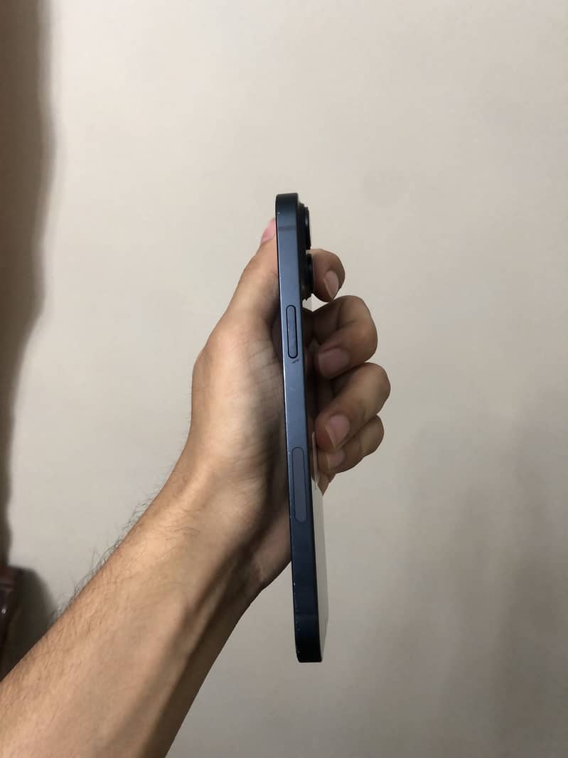 Apple iPhone 14 plus 3