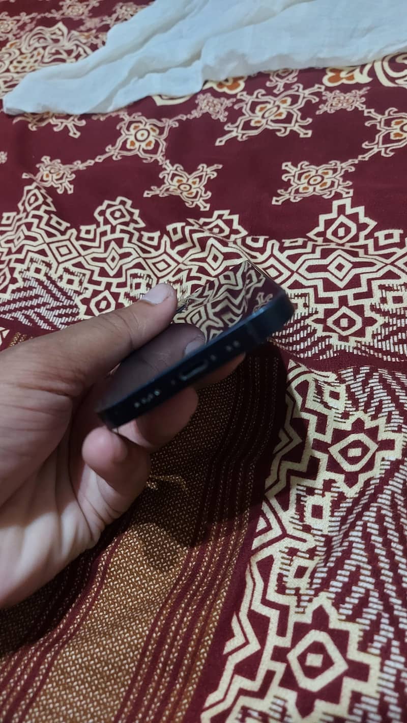 Apple iPhone 12 mini 2