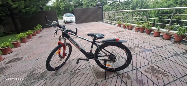 newly condition bicycle dual disc breaks