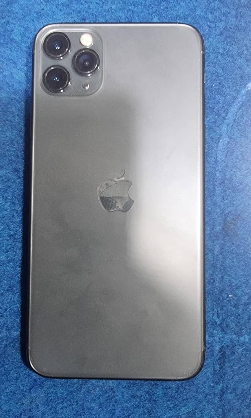 Apple iPhone 11 Pro Max 2
