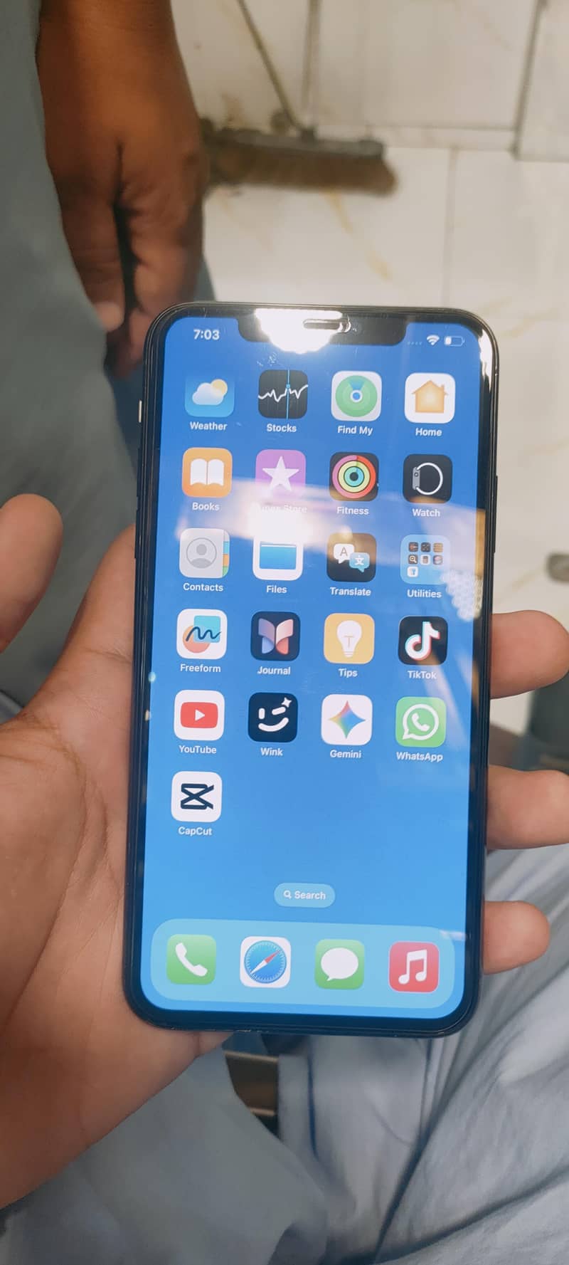 Apple iPhone 11 Pro Max 3