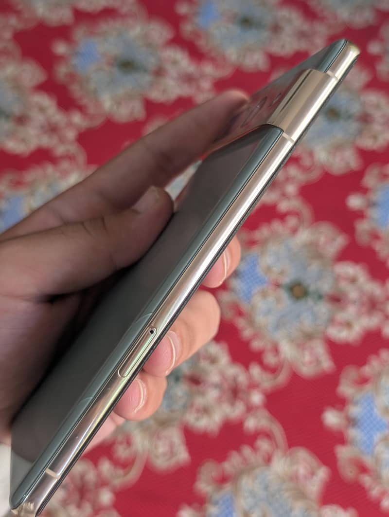 Google Pixel 7 Pro 6
