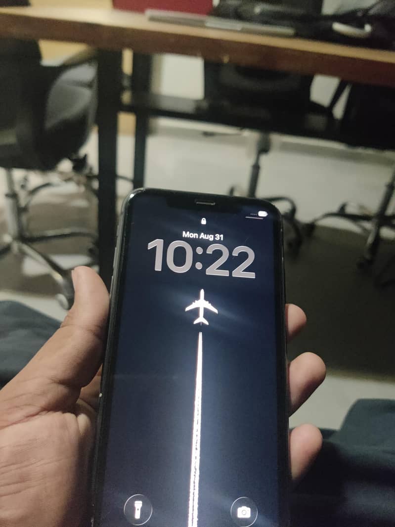Apple iPhone 11 0