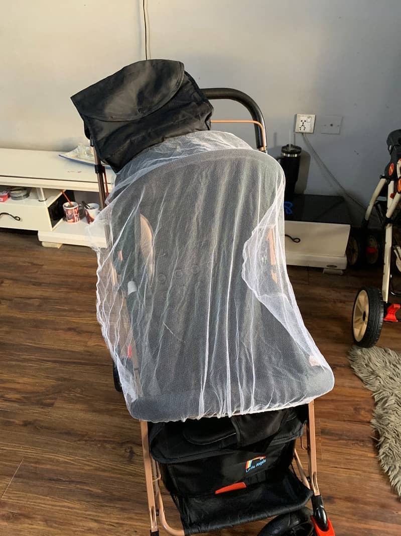Imported pram/stroller excellent condition 9