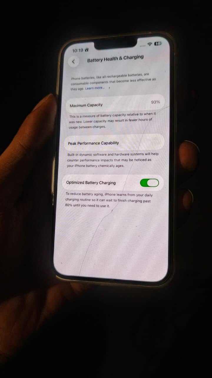 Apple iPhone 13 4