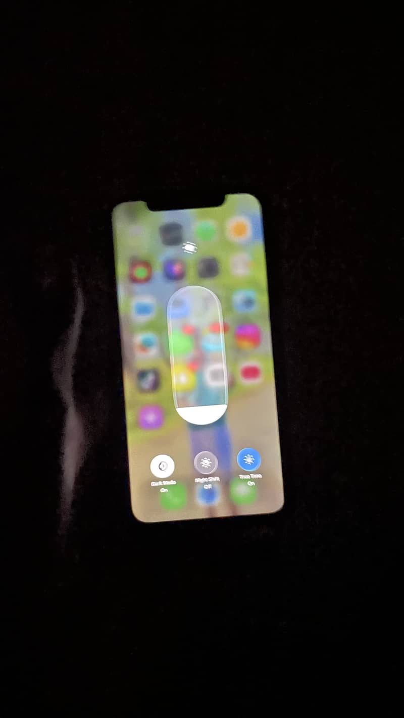 Apple iPhone 11 0