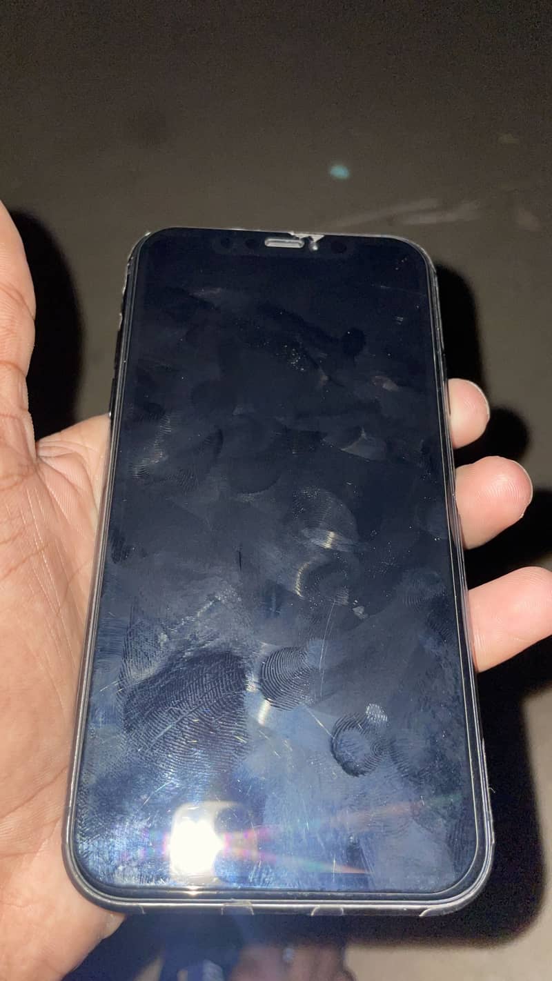 Apple iPhone 11 3