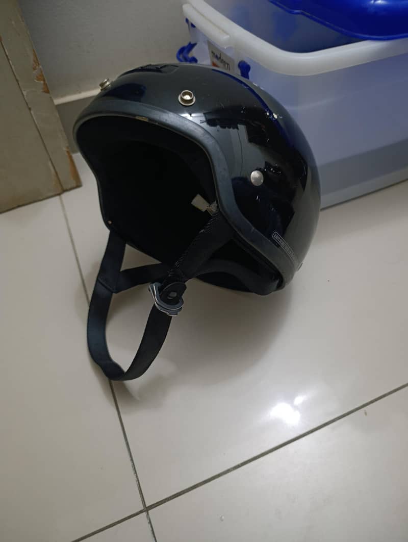 Helmet 0