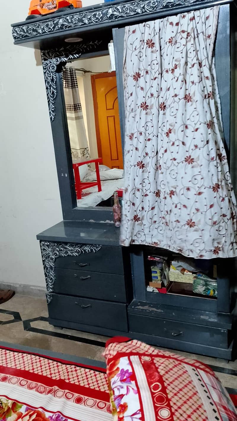 king Size Bed Dressing Table 2 side table with Mirror 3