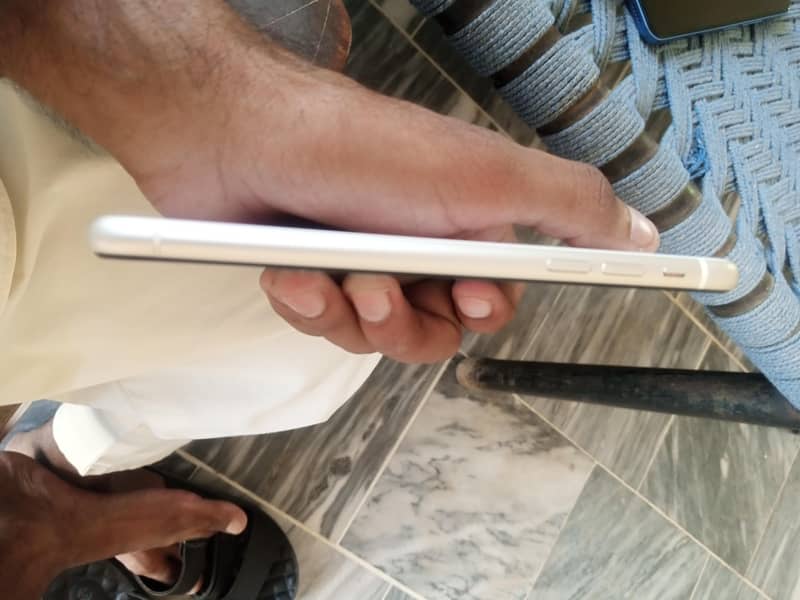 Apple iPhone 11 2
