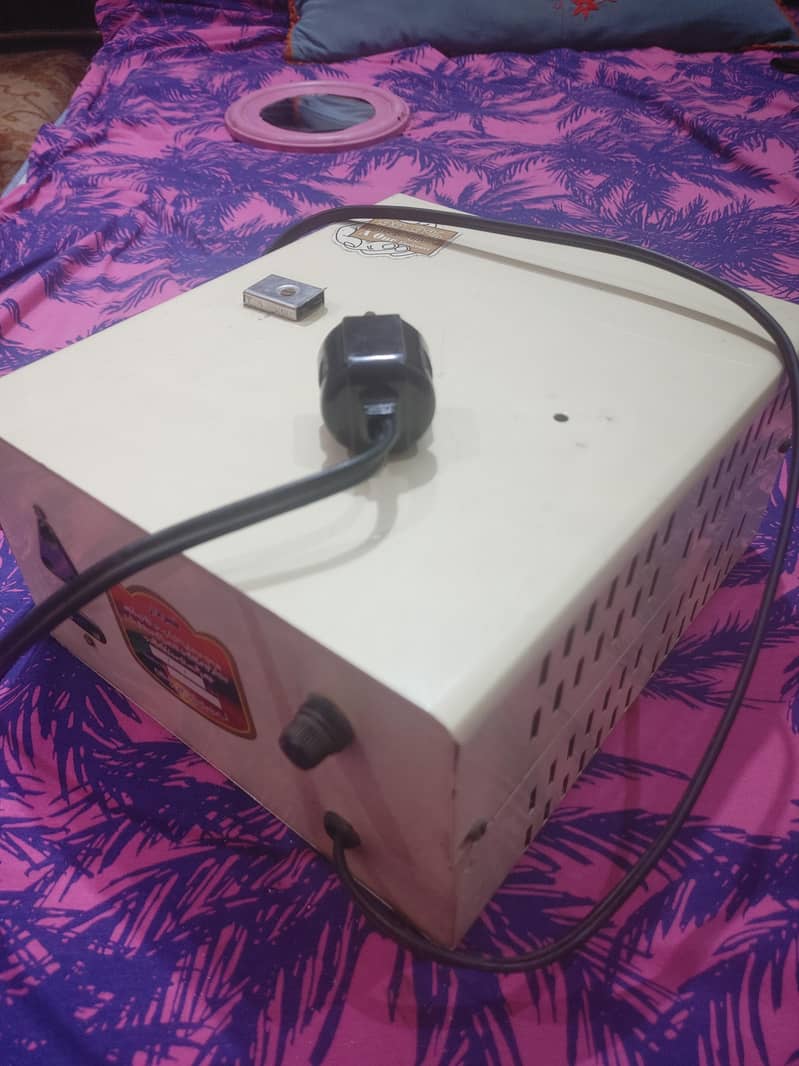 Automatic voltage Stabililer 1