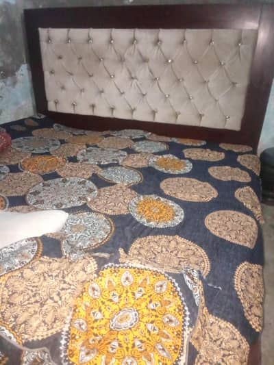 King size bed