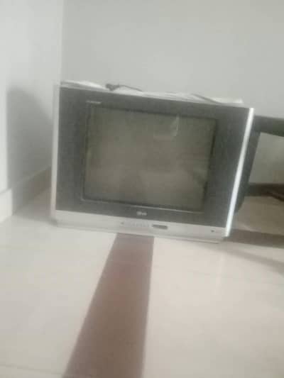 LG TV FOR SELL