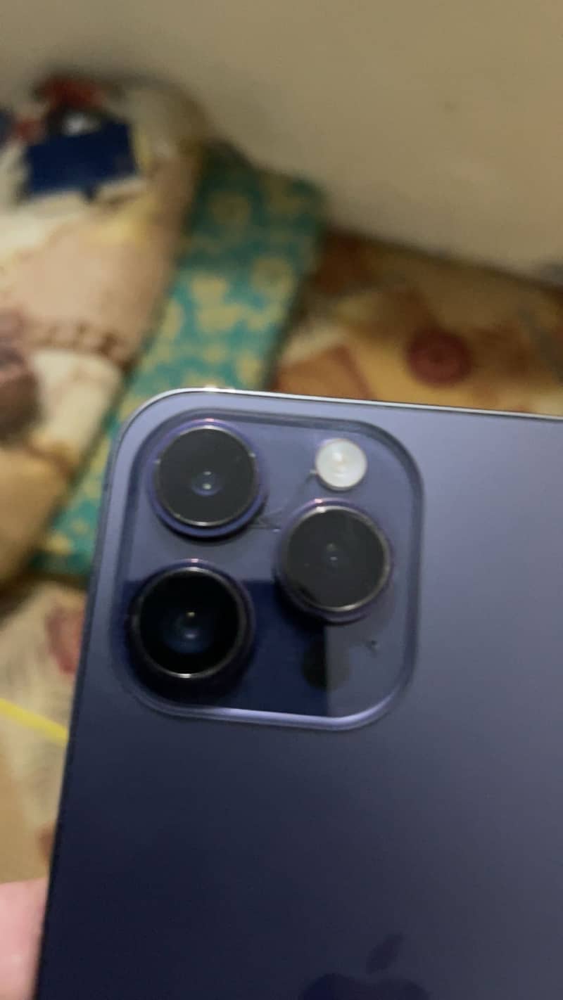 Apple iPhone 14 Pro Max 1
