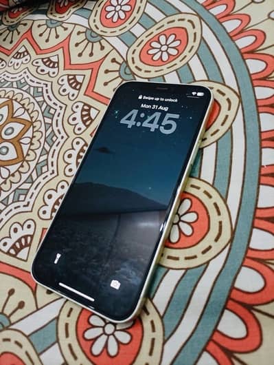 Apple iPhone 12