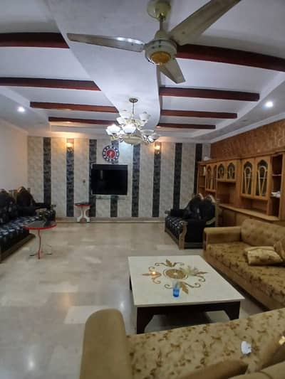 1 Kanal Upper Portion For Rent With 3 Bedroom's & All Utility Connection's