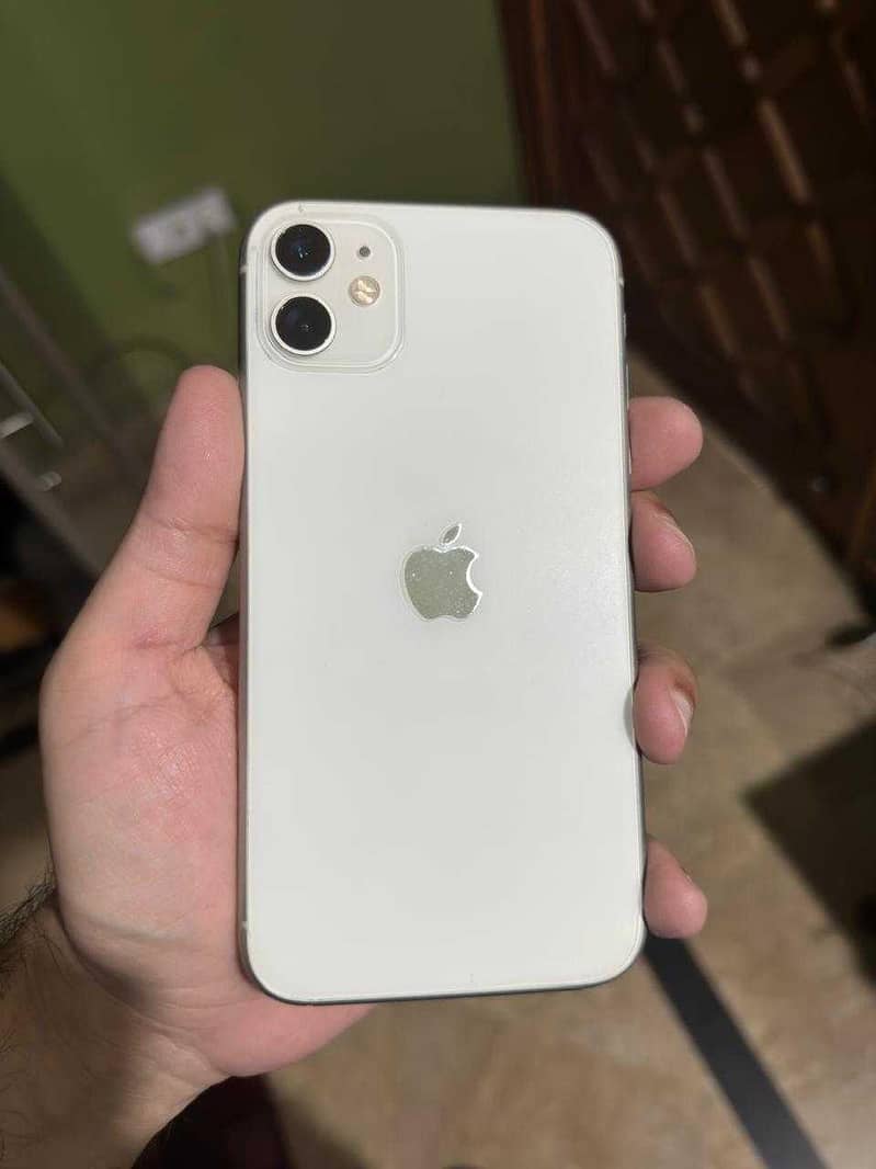 Apple iPhone 11 3