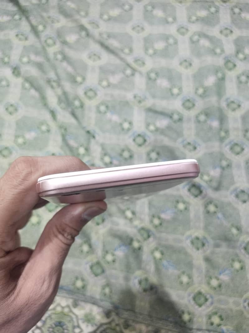 OPPO A57 5