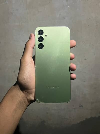 Samsung A14 4/128 with box