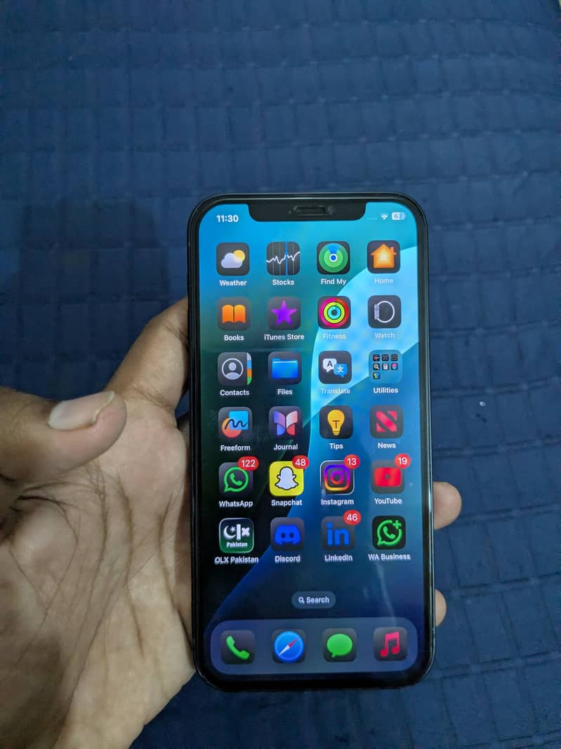 Apple iPhone 12 5