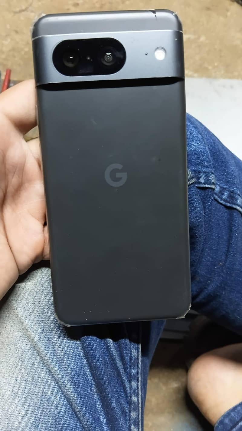 Google Pixel 8 3