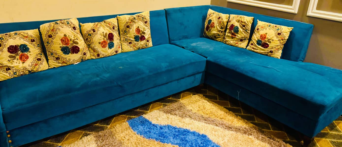 L shape sofa 0