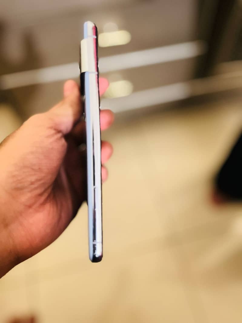 Google Pixel 8 Pro 2