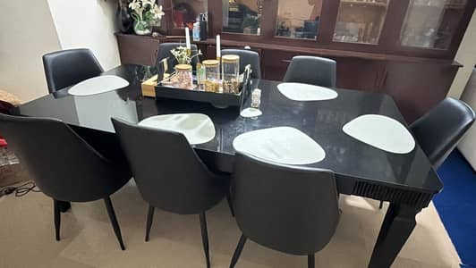 8 seater Dining table