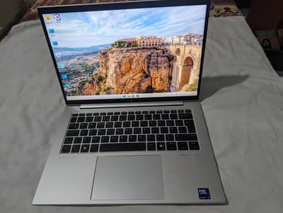 HP eliteBook 840 G11 core ultra 5 14 generation, 32GB DDR5, 36 cycles,
